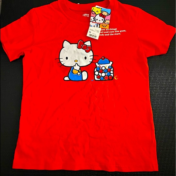 Sanrio Tops - ❤️ XS Hello Kitty T-Shirt BNWT❤️